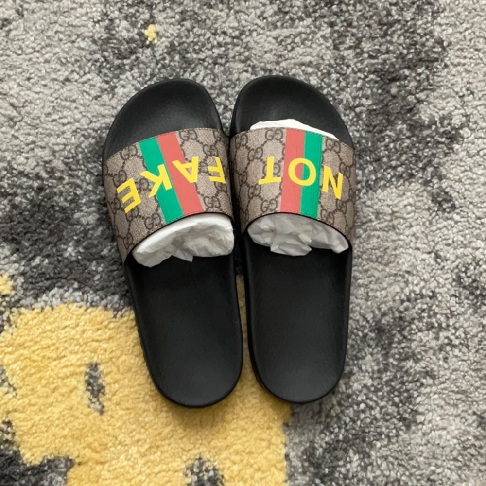 Gucci Black and Multicolor Slide Sandals - Picture 4 of 12